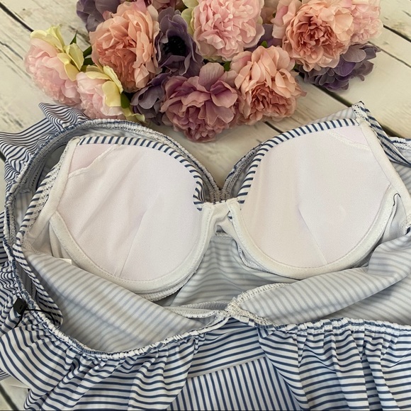 Retro Blue & White Strip Ruffled Push Up Swimsuit - Picture 14 of 16